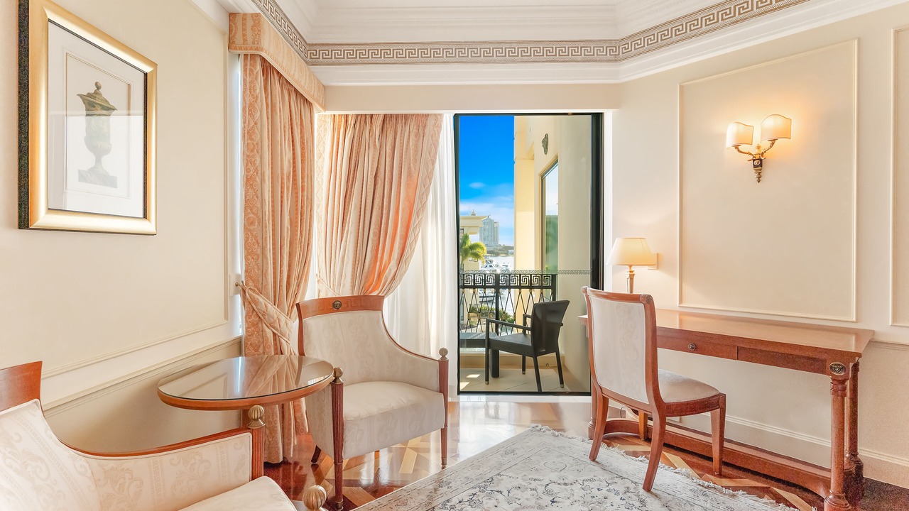 Photo of Bedroom in Main Beach