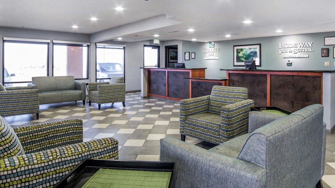 Photo of Livingroom in Needles