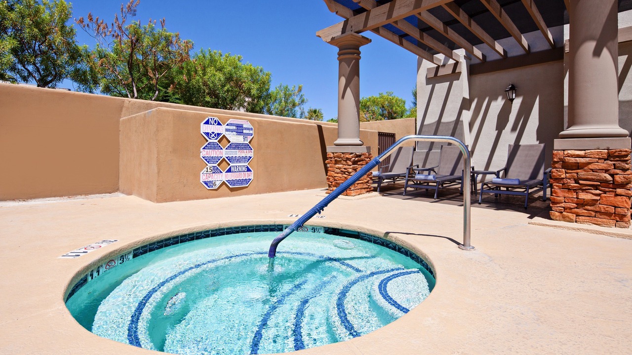 Photo of Outdoor in Magnesia Falls Cove