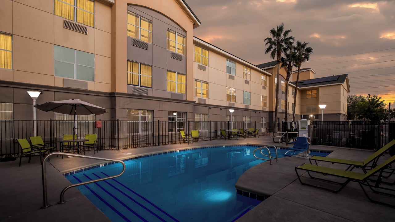 Photo of Outdoor in Paradise
