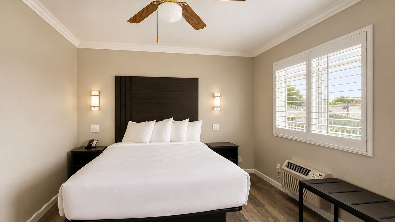 Photo of Bedroom in Morro Bay