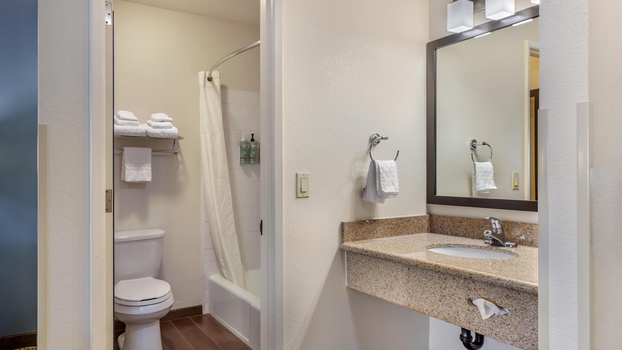 Photo of Bathroom in Tulare