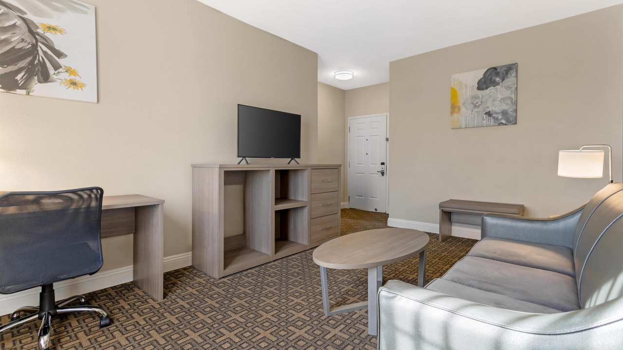 Photo of Bedroom in Kettleman City