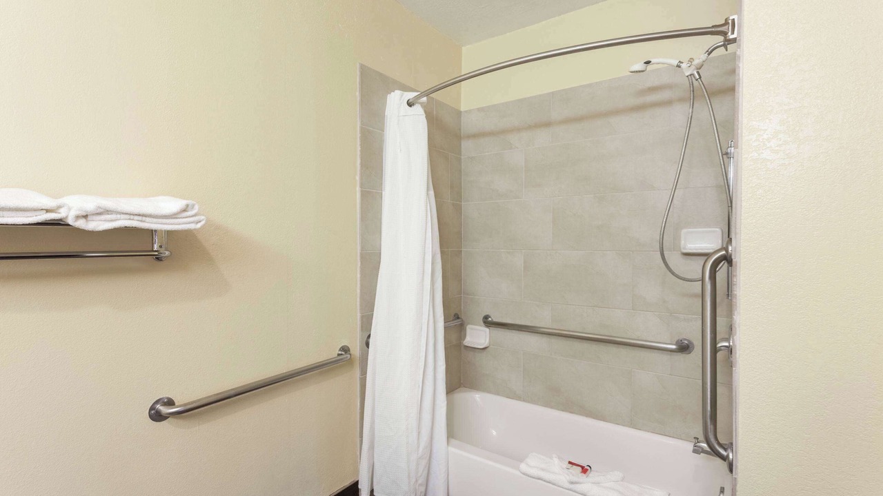 Photo of Bathroom in Pumpkin Center