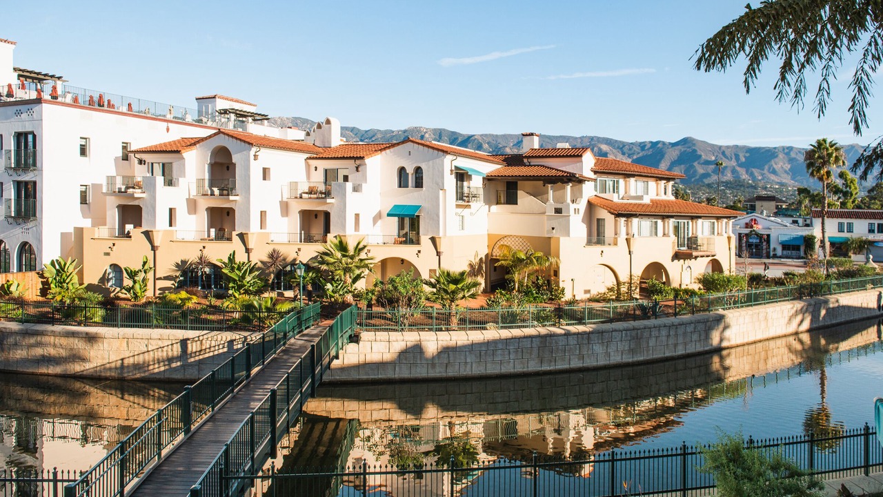 Photo of Patio Balcony in Santa Barbara Beach