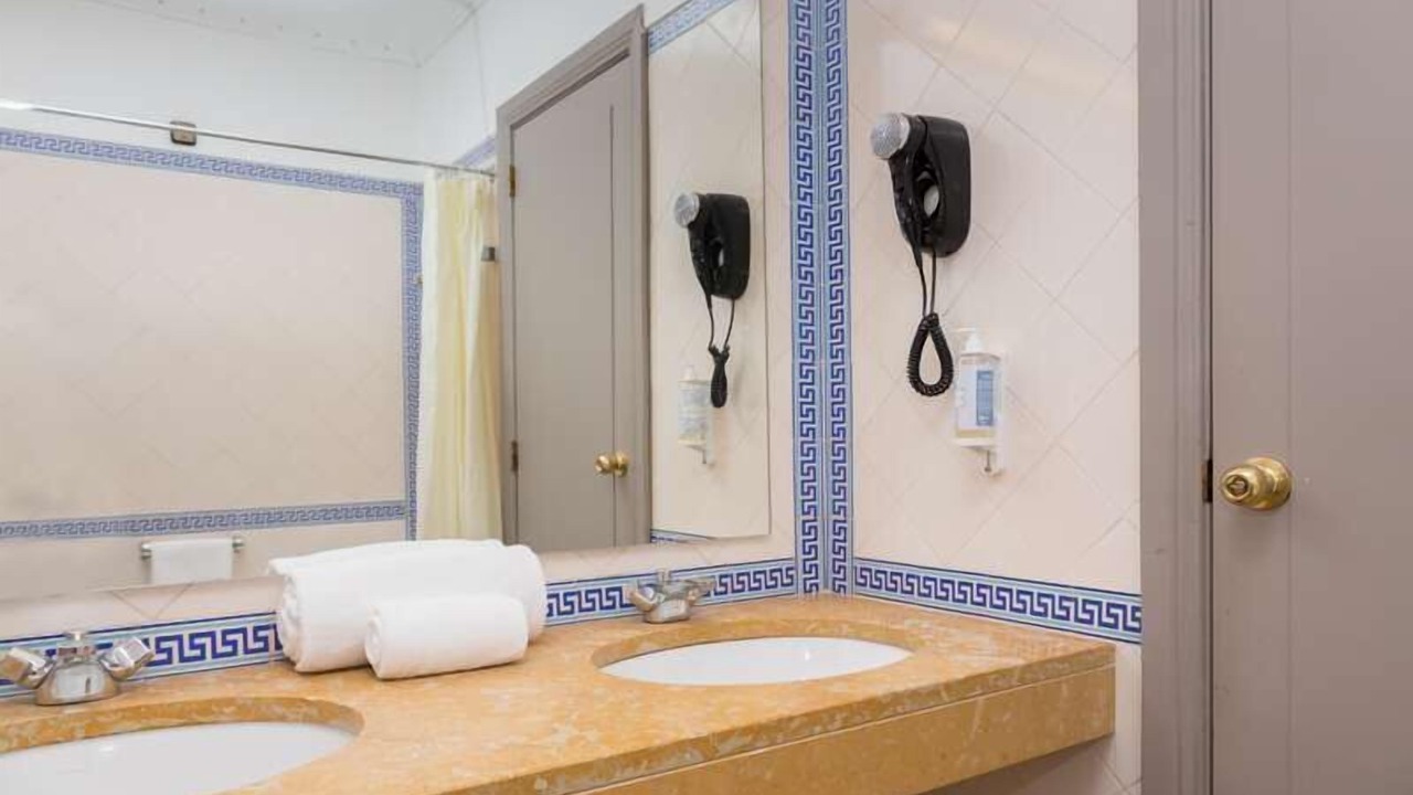 Photo of Bathroom in Setubal