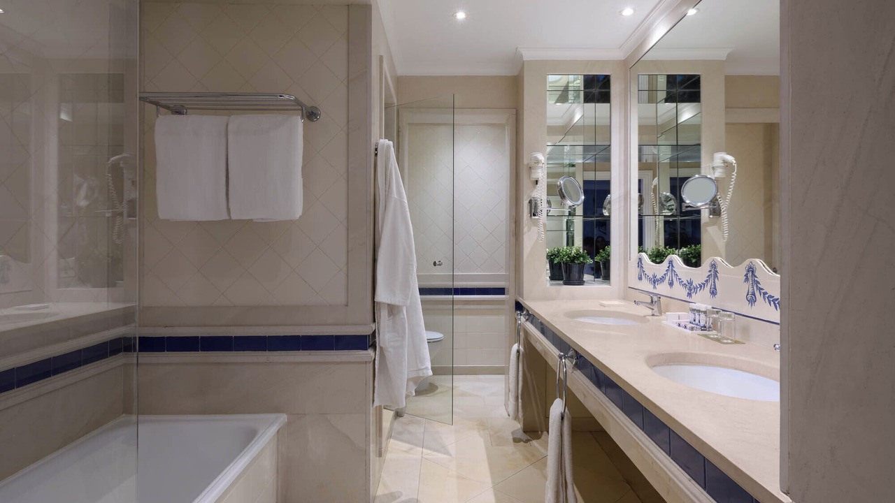 Photo of Bathroom in Evora