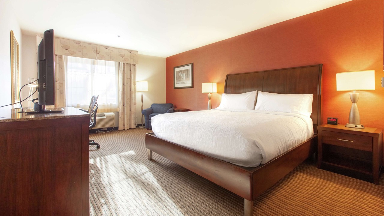 Photo of Bedroom in Magnesia Falls Cove
