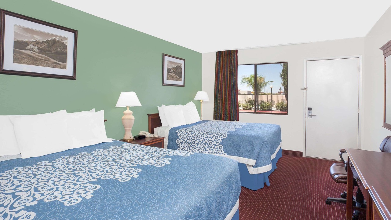 Photo of Bedroom in Lost Hills