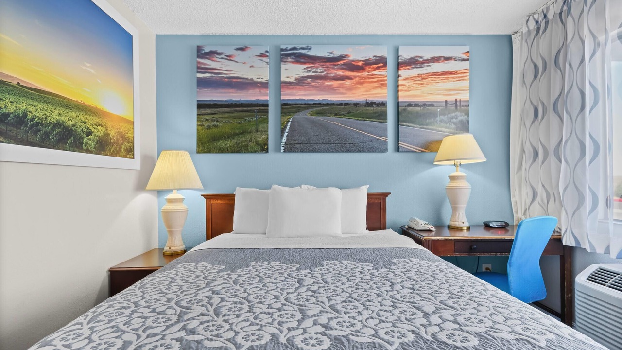 Photo of Bedroom in Lost Hills