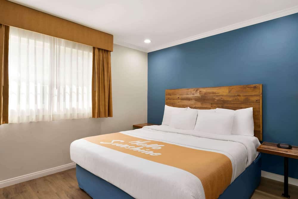 Photo of Bedroom in La Mesa