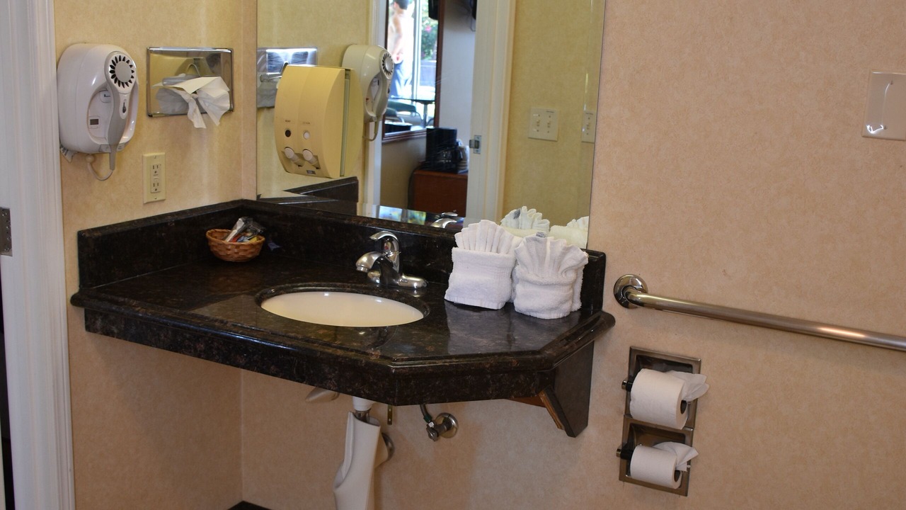 Photo of Bathroom in Ontario