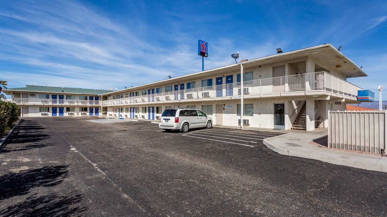 Photo of Outdoor in Needles