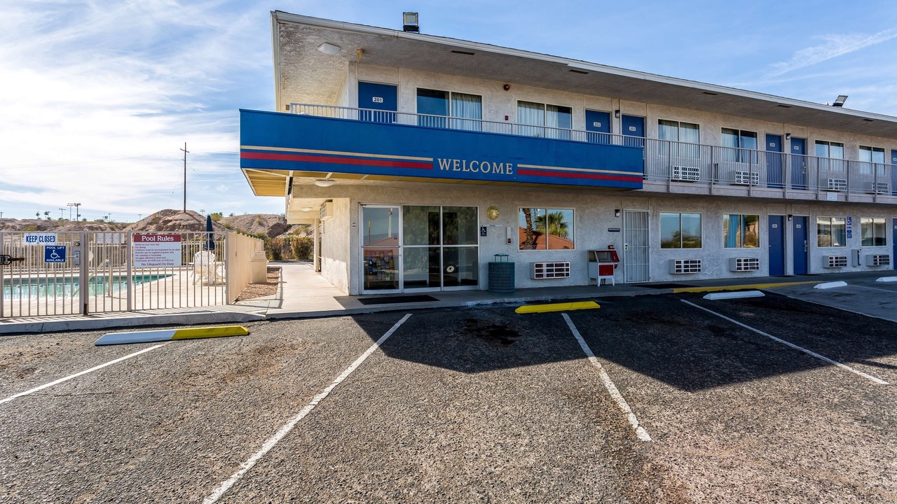 Photo of Outdoor in Needles