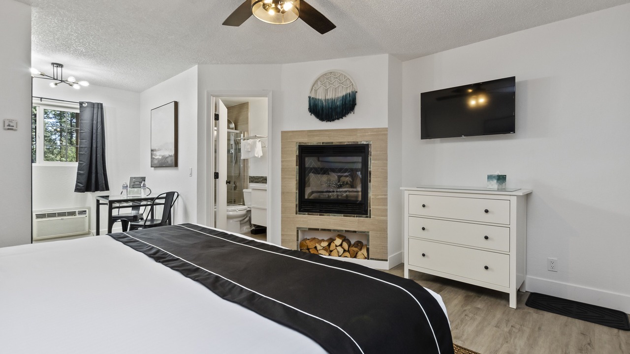 Photo of Bedroom in Lakeside Park