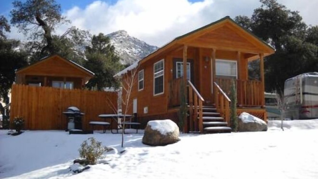 Photo of Buildings in Descanso