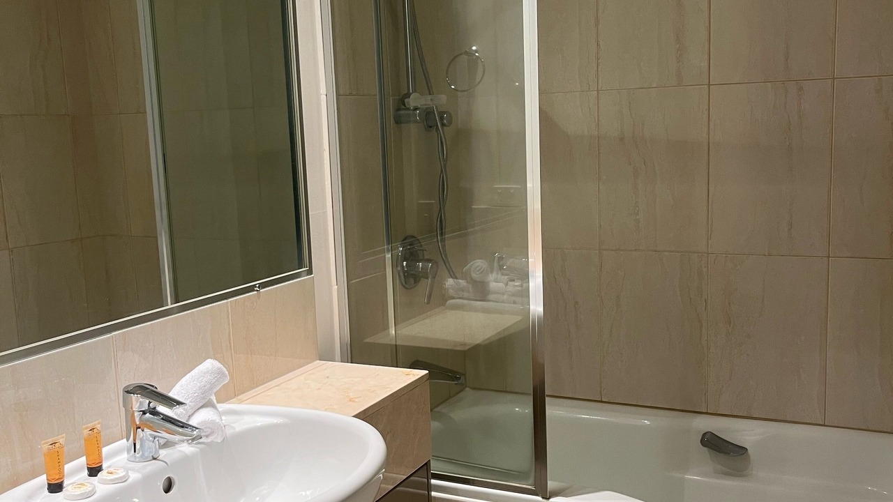 Photo of Bathroom in Burleigh Heads