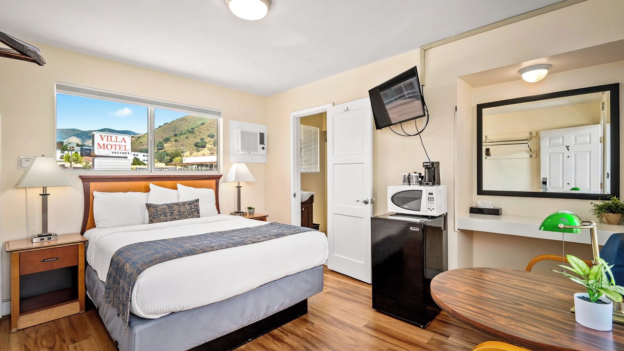 Photo of Bedroom in San Luis Obispo
