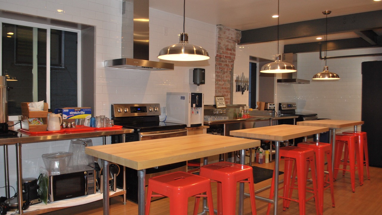 Photo of Kitchen in Theater District