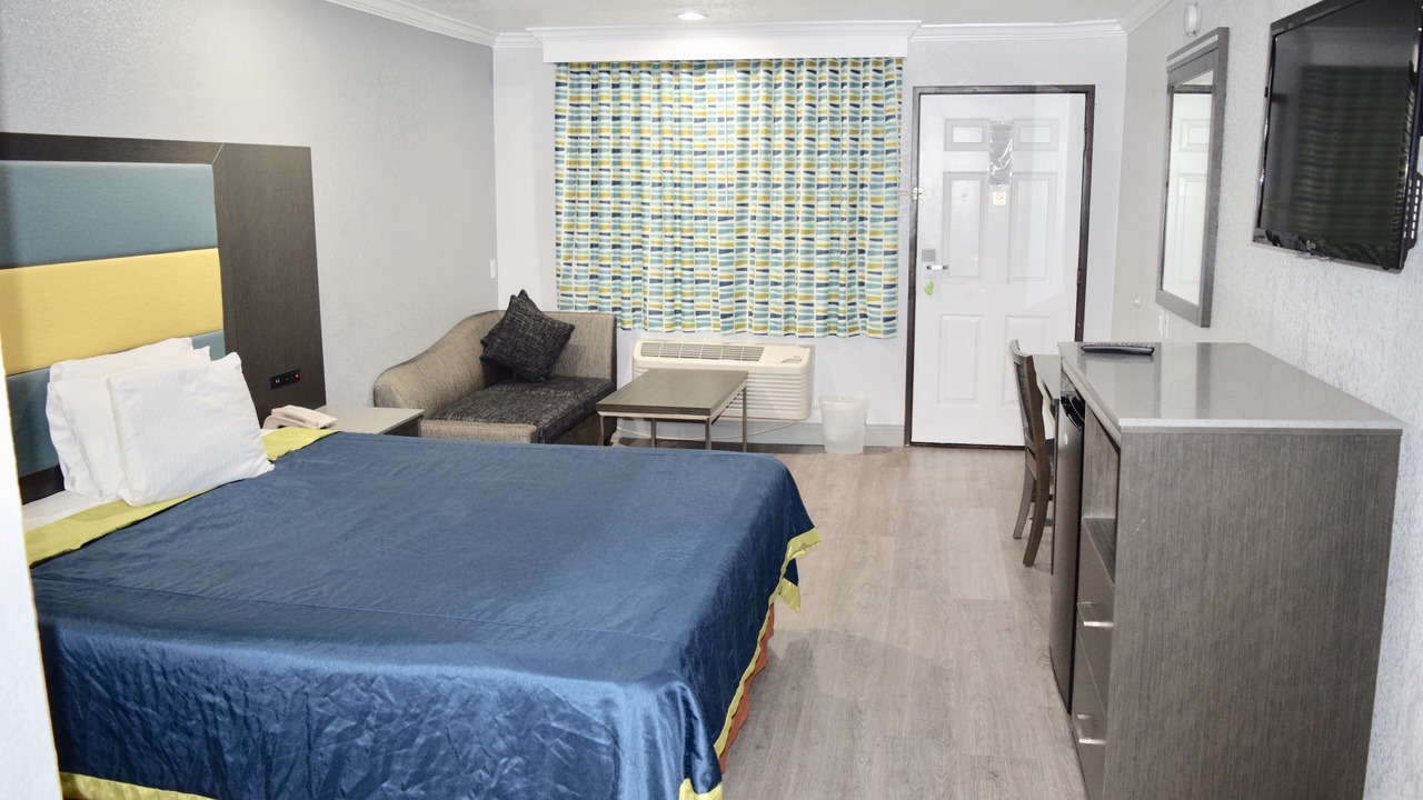 Photo of Bedroom in Walnut Valley