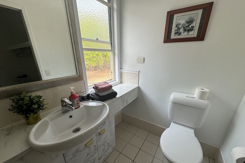 Photo of Bathroom in Coombabah