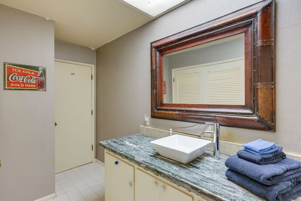 Photo of Bathroom in Borrego Springs