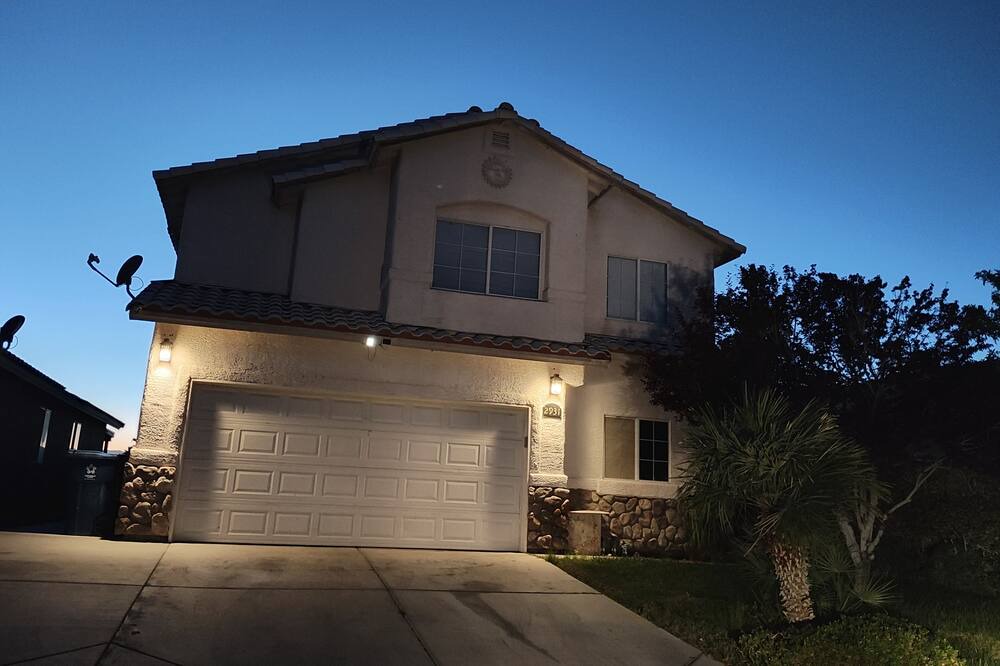 Photo of Outdoor in Sunrise Manor