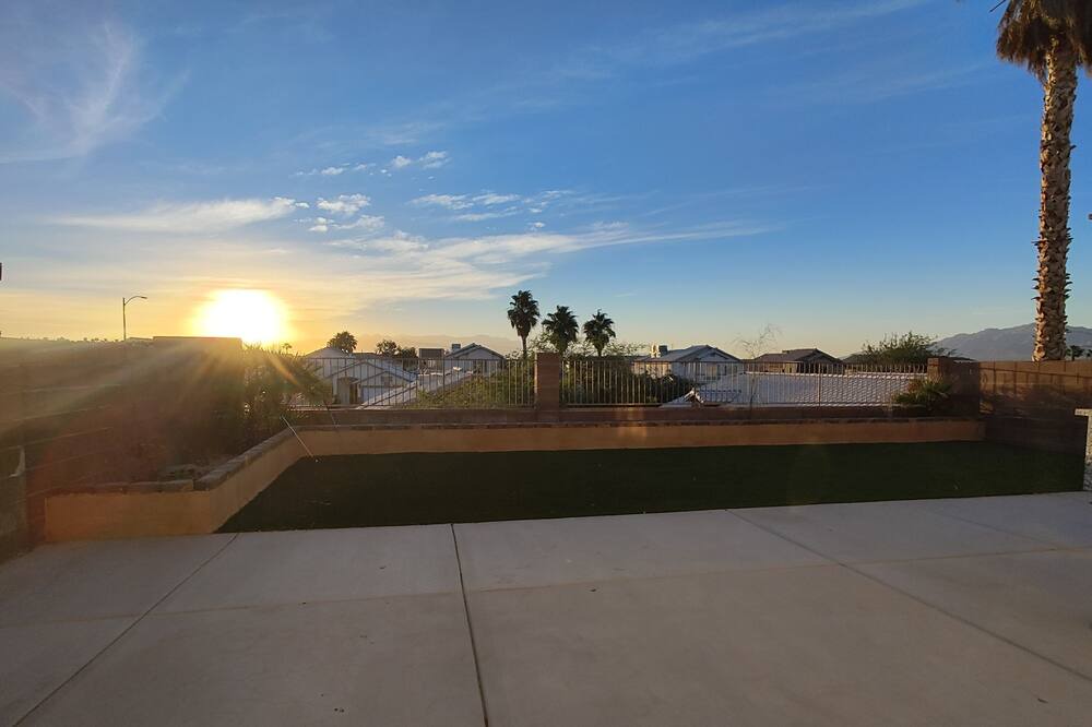 Photo of Outdoor in Sunrise Manor