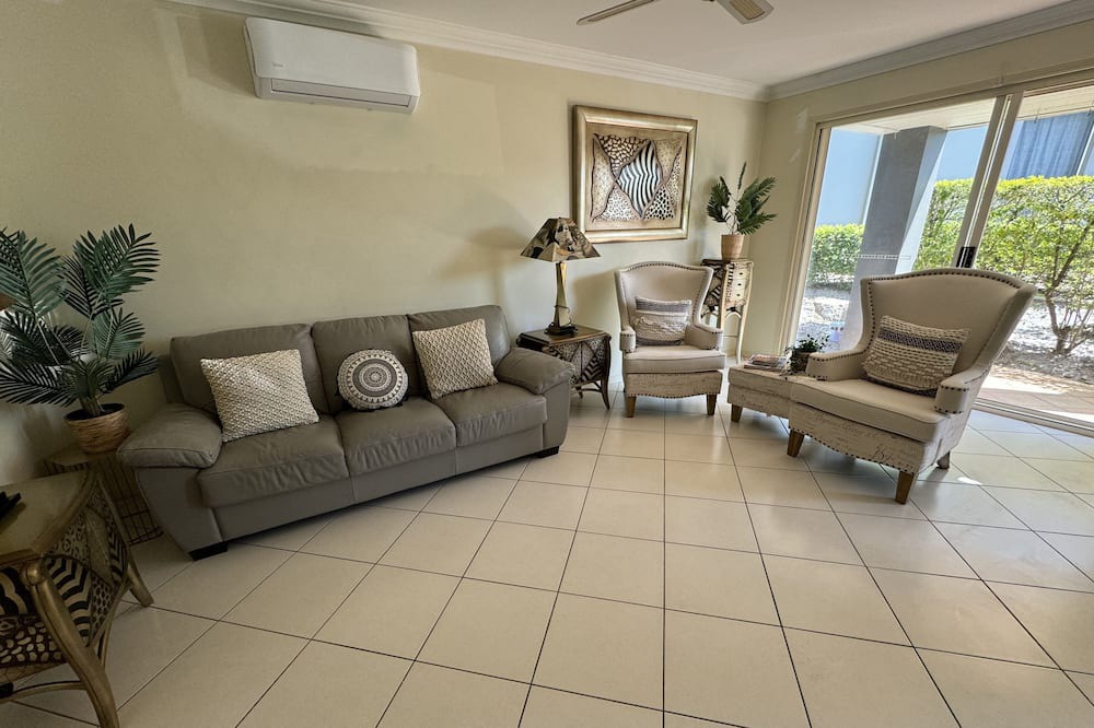Photo of Livingroom in Coombabah