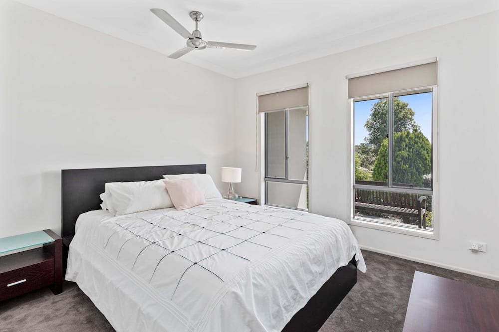 Photo of Bedroom in Burleigh Waters