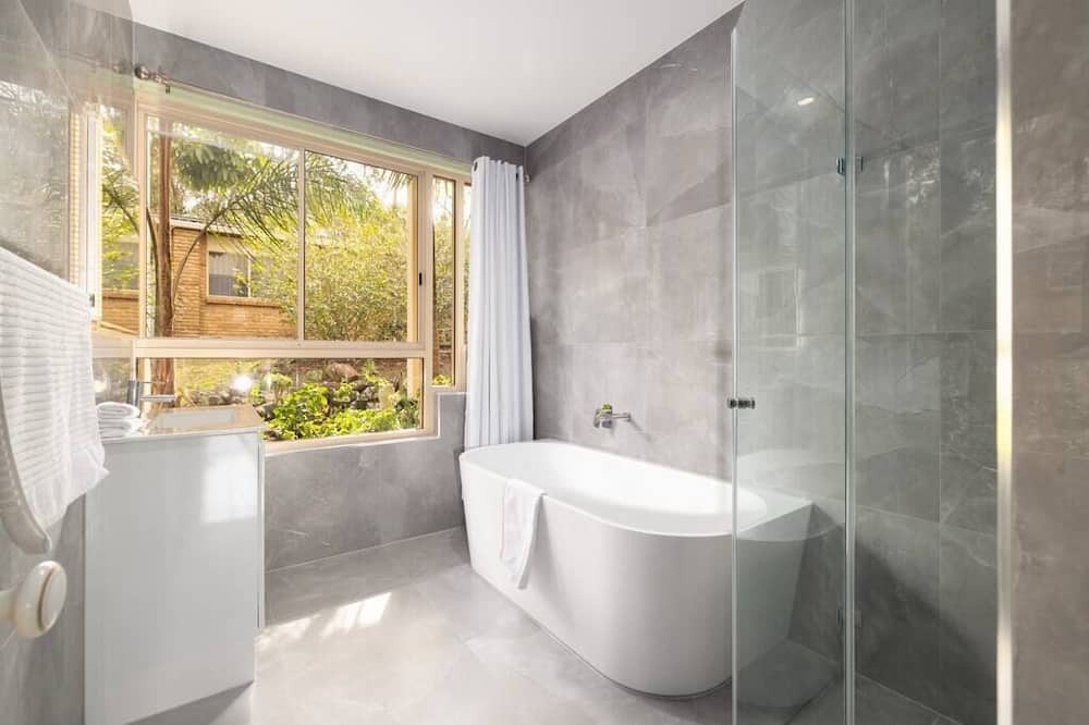 Photo of Bathroom in Upper Coomera