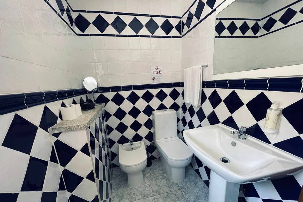Photo of Bathroom in Guarda