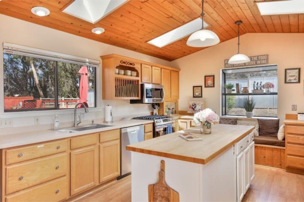 Photo of Kitchen in Callender