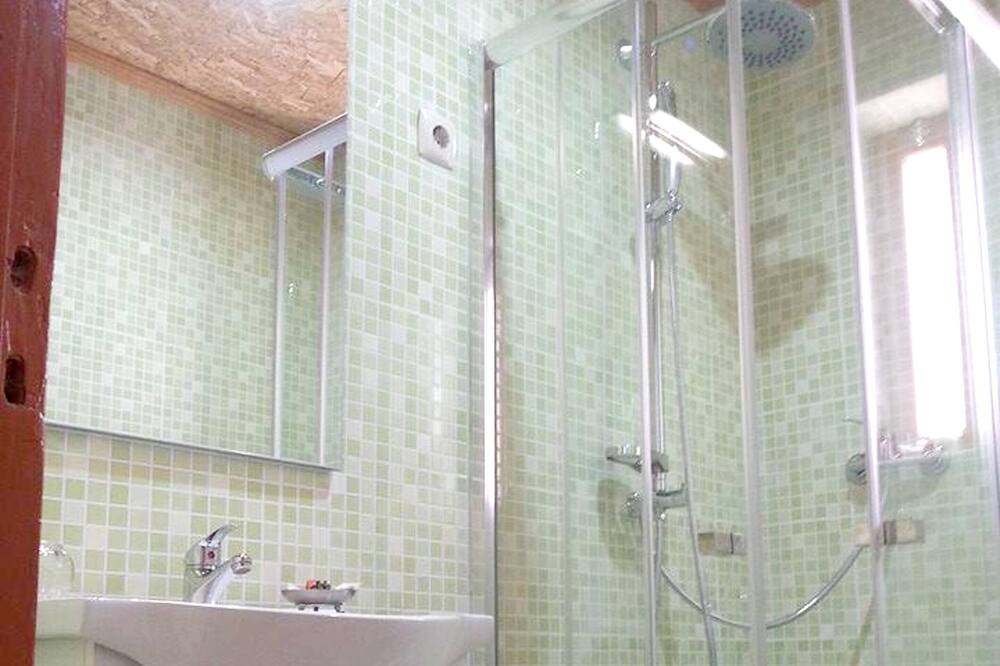 Photo of Bathroom in Seia