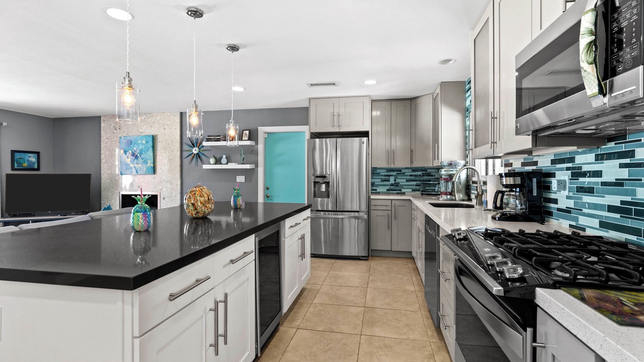Photo of Kitchen in Racquet Club South