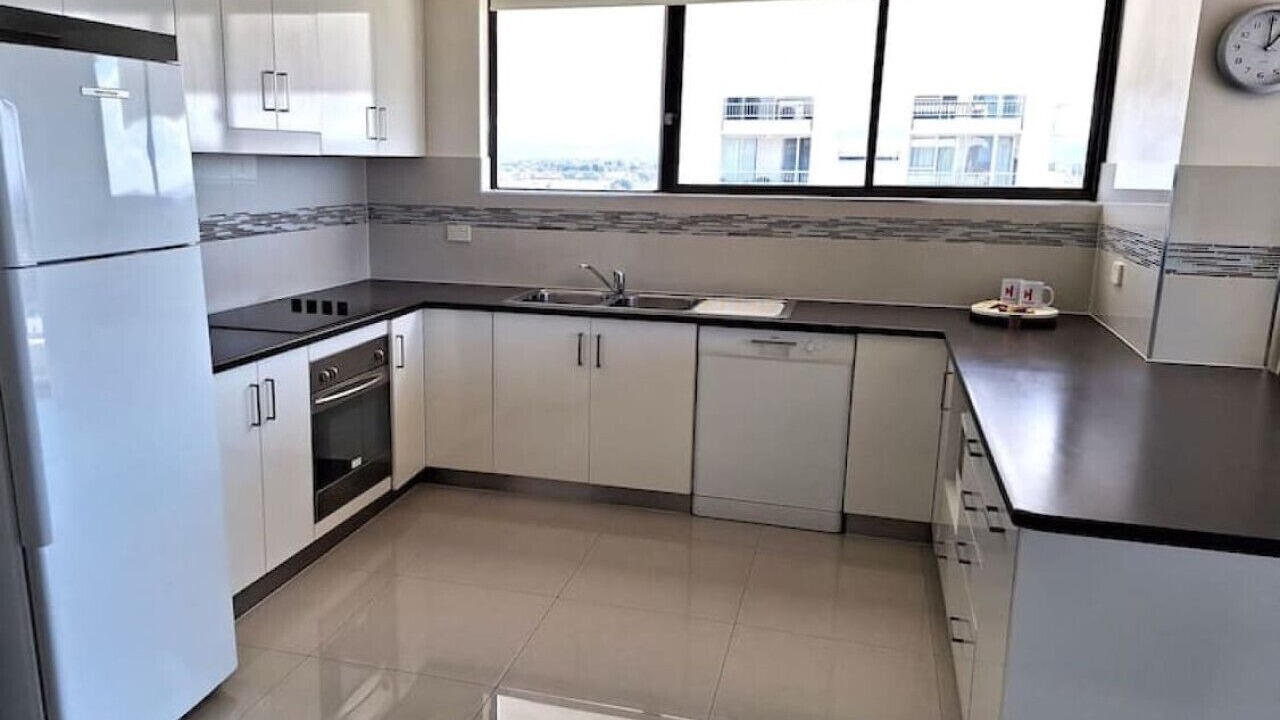 Photo of Kitchen in Mermaid Waters