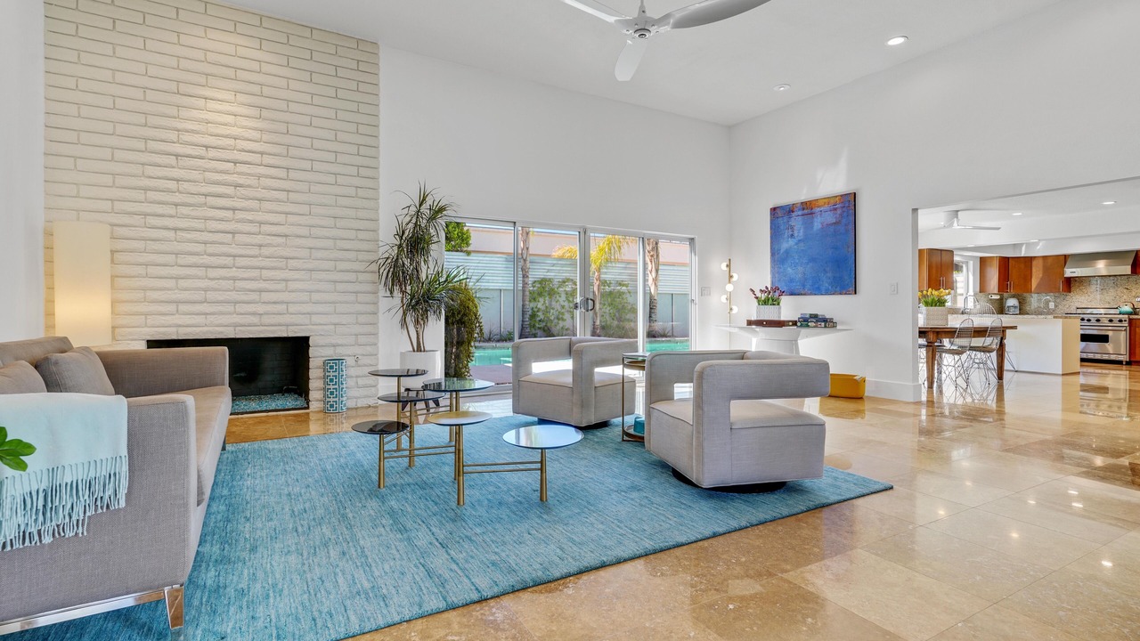 Photo of Livingroom in Deepwell Estates