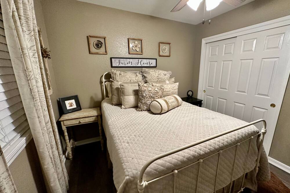 Photo of Bedroom in Exeter