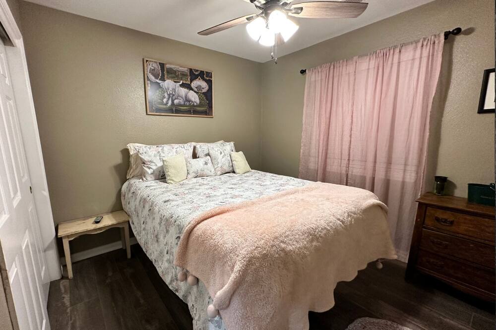 Photo of Bedroom in Exeter