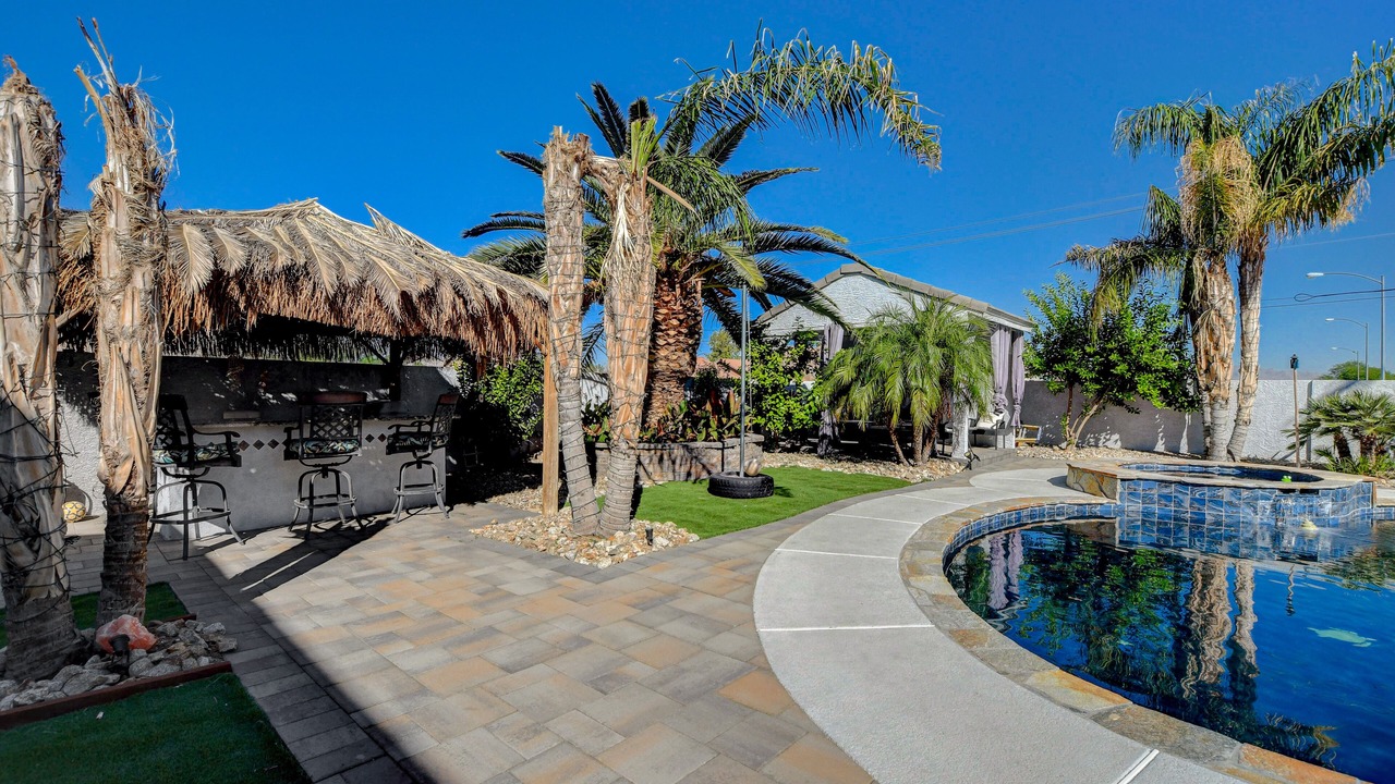 Photo of Outdoor in Sunrise Manor