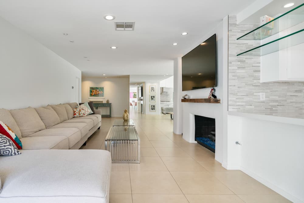 Photo of Livingroom in Araby