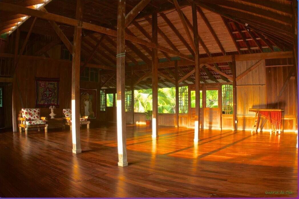 Photo of Livingroom in Drake Bay
