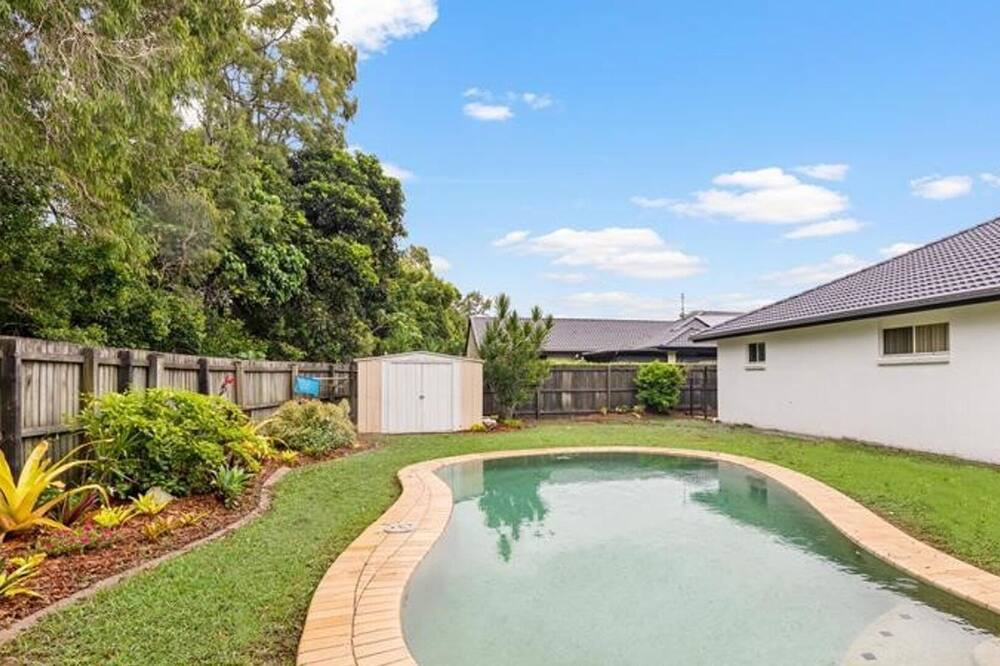 Photo of Outdoor in Pelican Waters