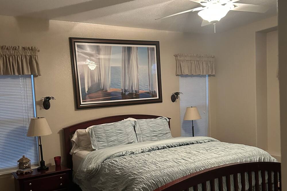 Photo of Bedroom in Mohave Valley