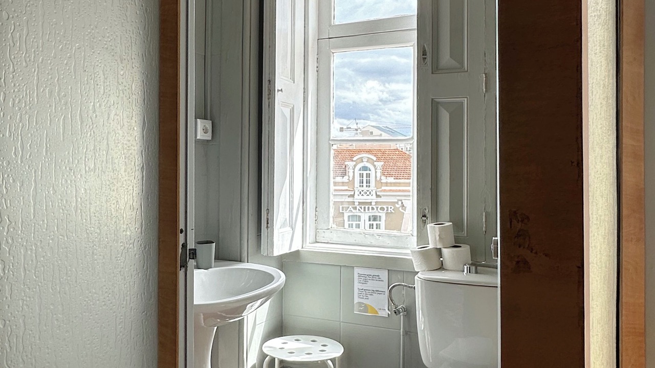 Photo of Bathroom in Aveiro