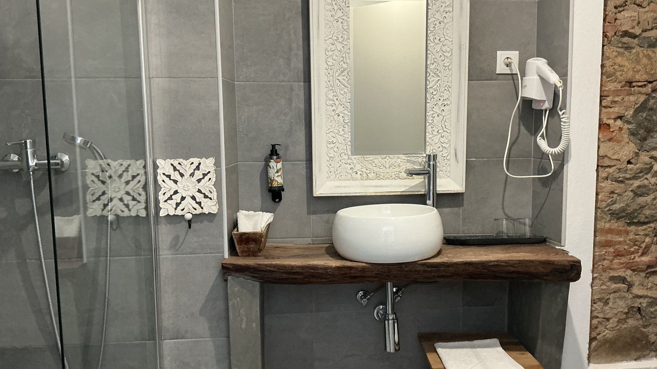 Photo of Bathroom in Mertola