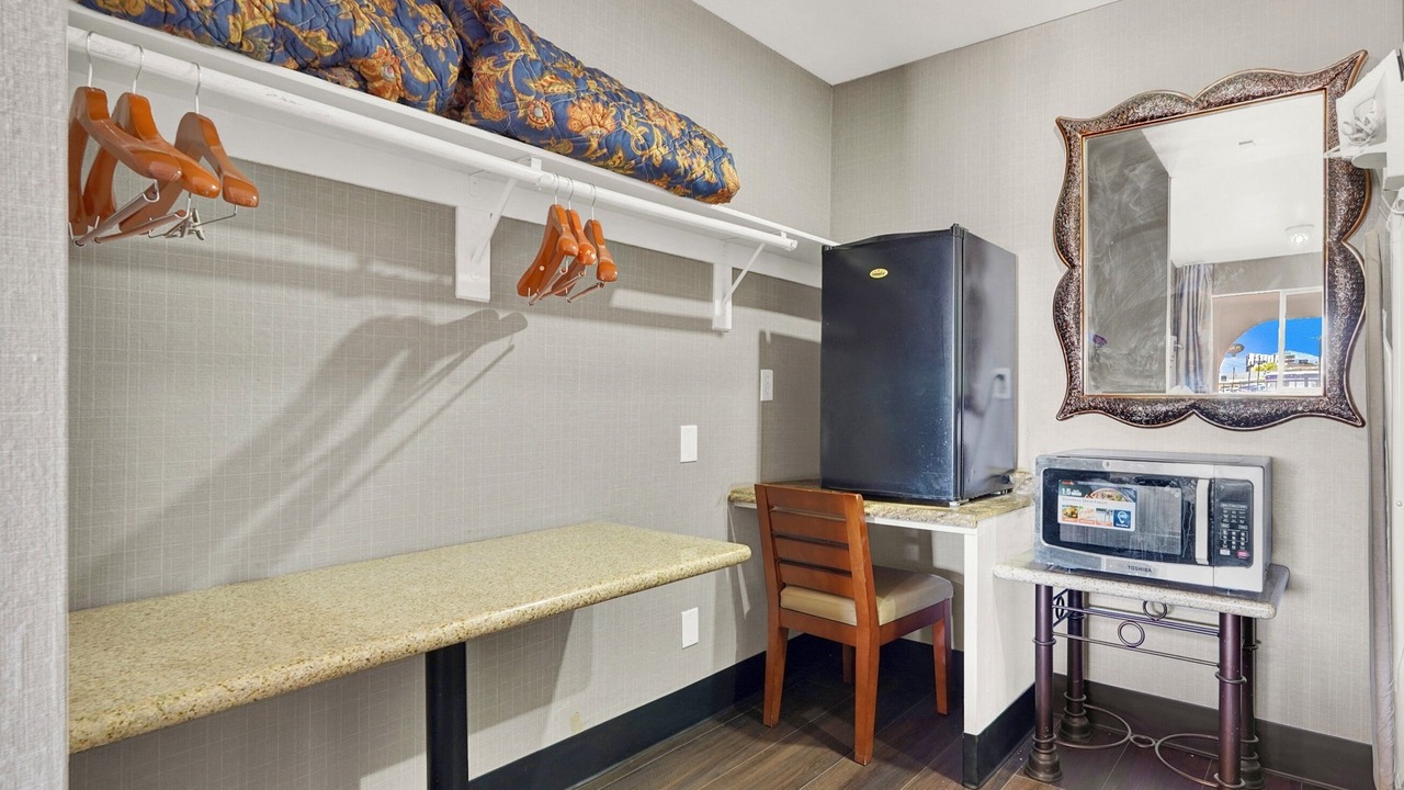 Photo of Bedroom in Sunrise Manor