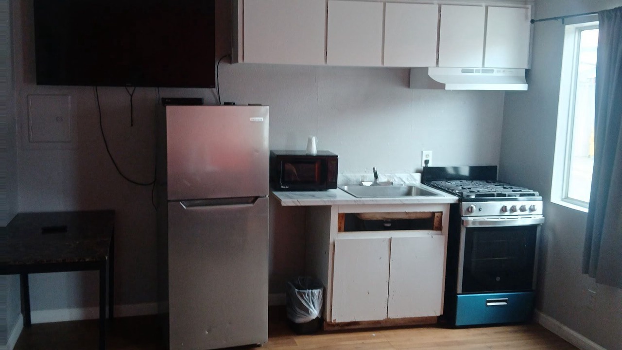 Photo of Kitchen in Coalinga