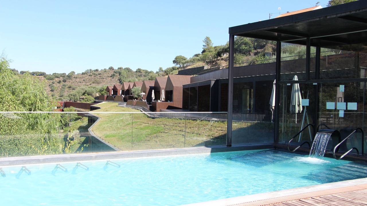 Photo of Outdoor in Longroiva