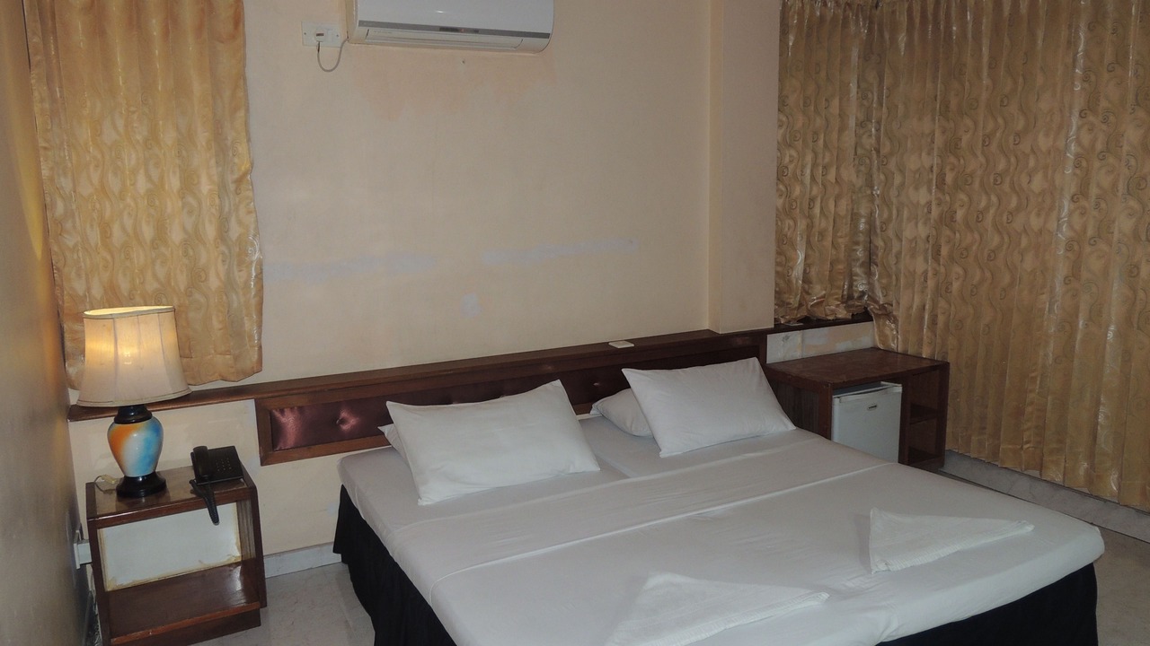 Photo of Bedroom in Male